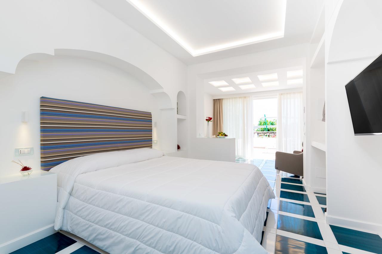 فندق Quattro Passi Relais نيرانو المظهر الخارجي الصورة