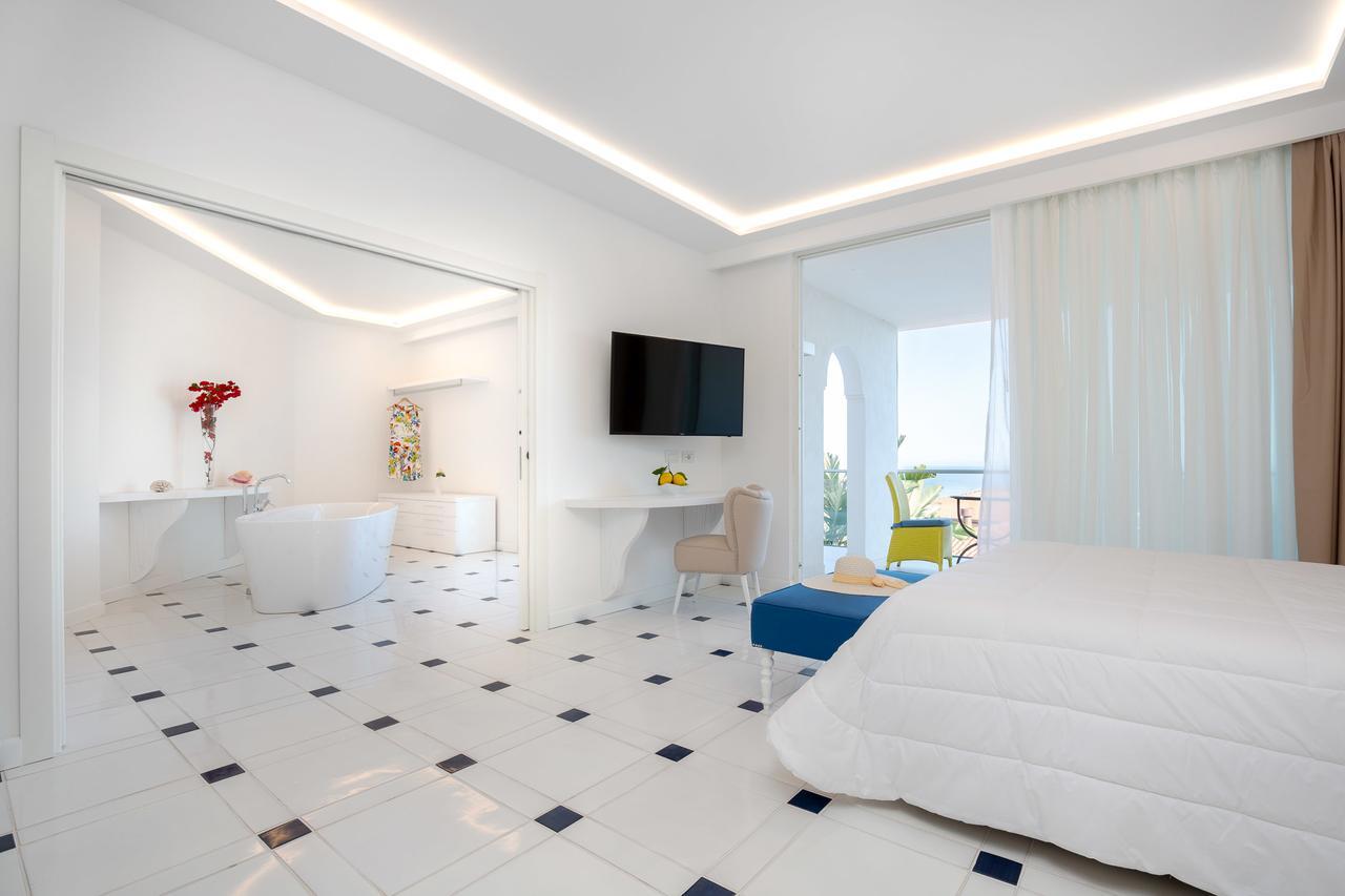 فندق Quattro Passi Relais نيرانو المظهر الخارجي الصورة