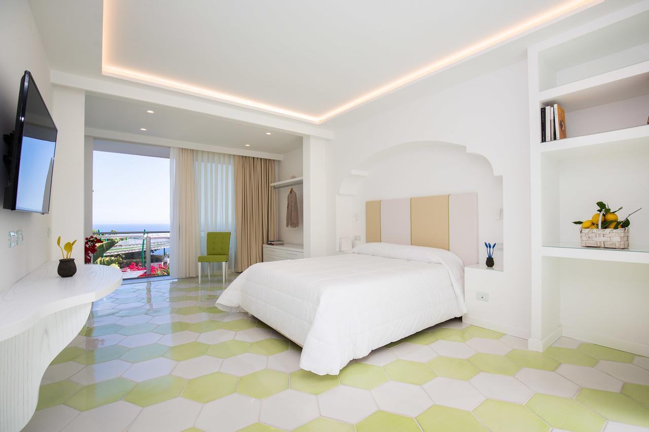 فندق Quattro Passi Relais نيرانو المظهر الخارجي الصورة